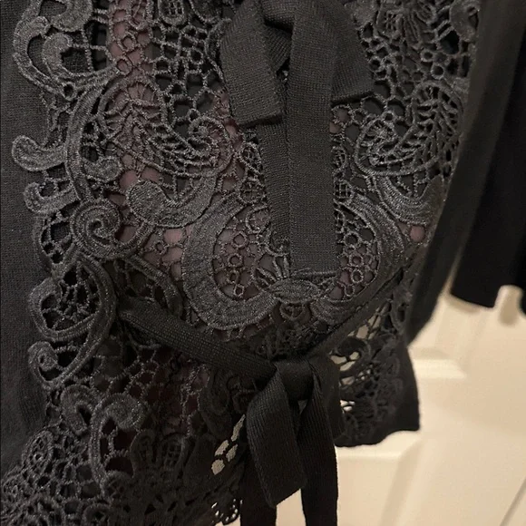 WHBM Bow Back Sweater with Crochet Detail - Picture 7 of 9